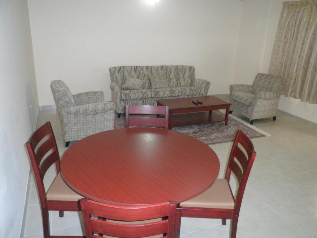 Hamasa Plaza Hotel Buraimi Szoba fotó