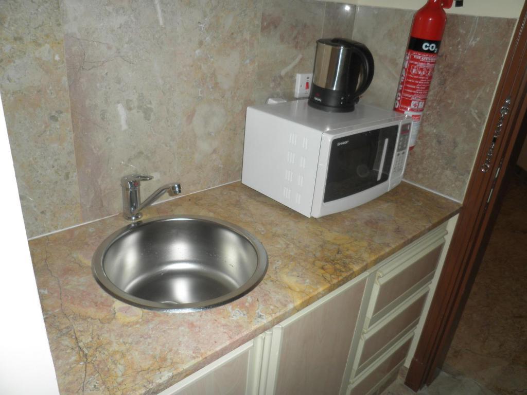 Hamasa Plaza Hotel Buraimi Szoba fotó