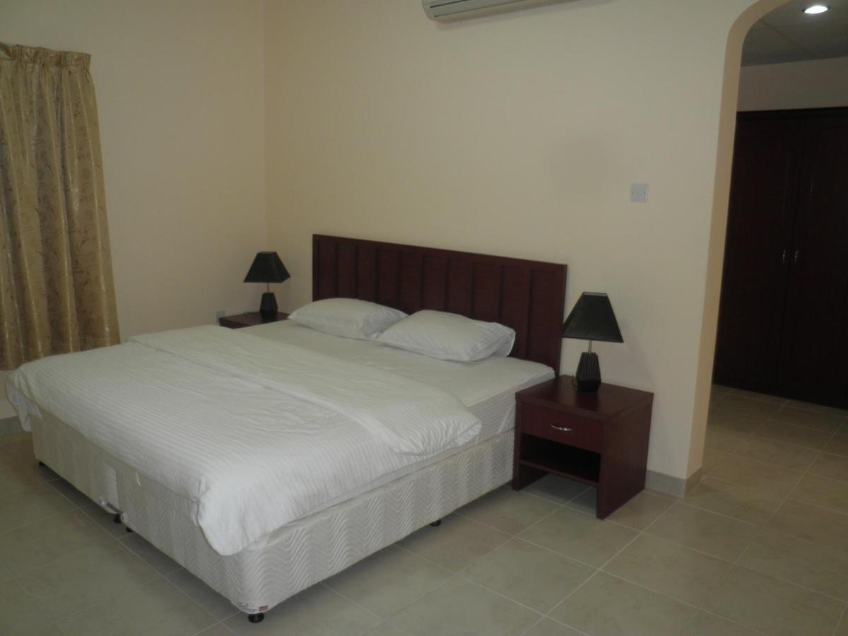 Hamasa Plaza Hotel Buraimi Kültér fotó